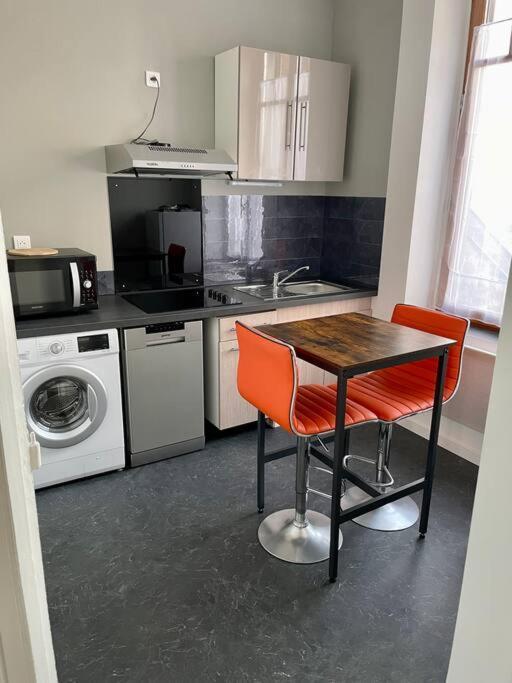 Appartement Idealement Situe Charleville-Mézières Zewnętrze zdjęcie
